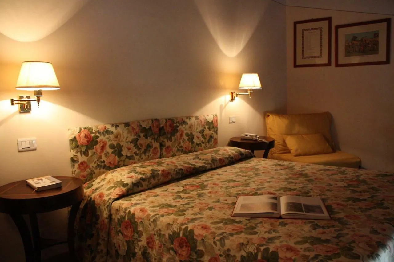 Hotel Santa Caterina Siena 3*,